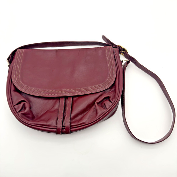 Clemente Handbags - Vintage 80s Leather Shoulder Bag Fold Over Burgundy Snap Closure Clemente